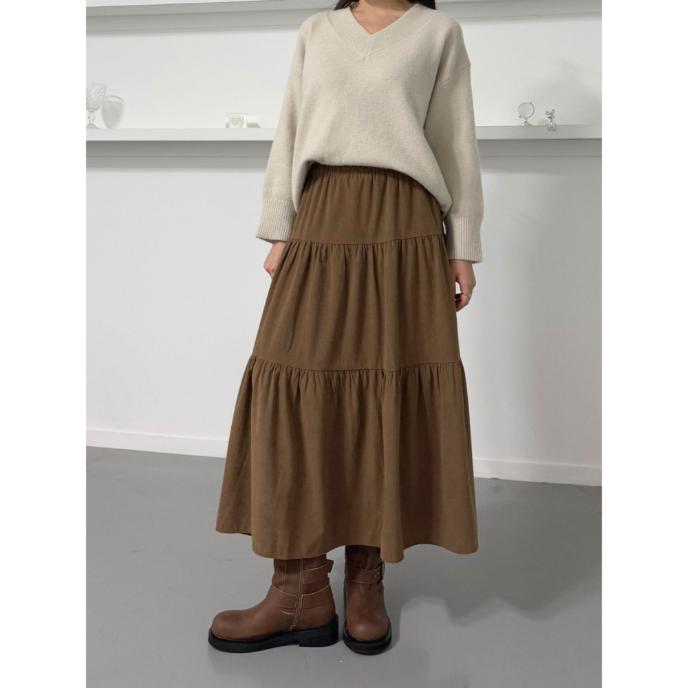 【秋冬質感】溫柔層次感．ᴠɴ｜正韓🇰🇷 - 韓國女裝｜燈芯絨蛋糕長裙-細節圖8