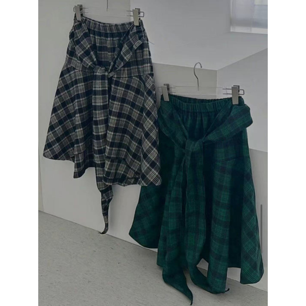 VENUSY｜正韓🇰🇷 - 韓國女裝｜不對稱蝴蝶結格子短裙-細節圖6