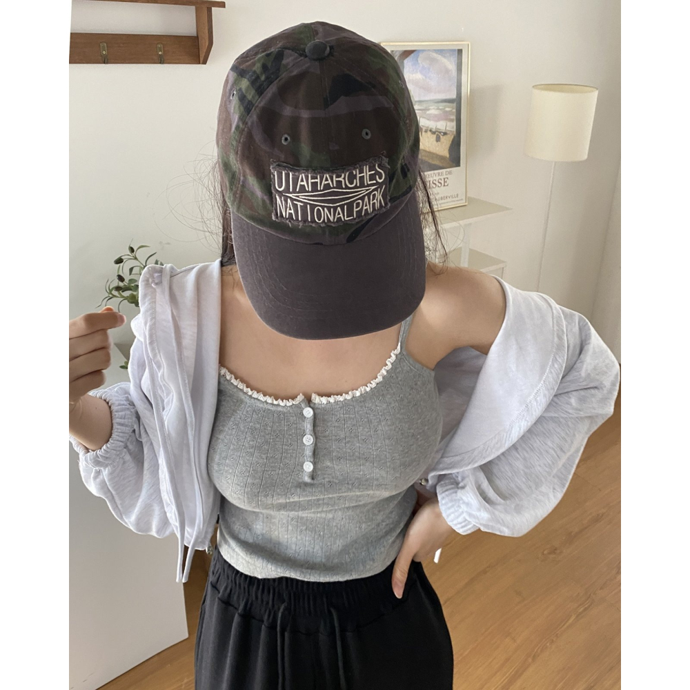 VENUSY｜正韓🇰🇷 - 𝟷𝟶𝟶%棉☀ 韓國女裝｜純棉鏤空蕾絲背心-細節圖8