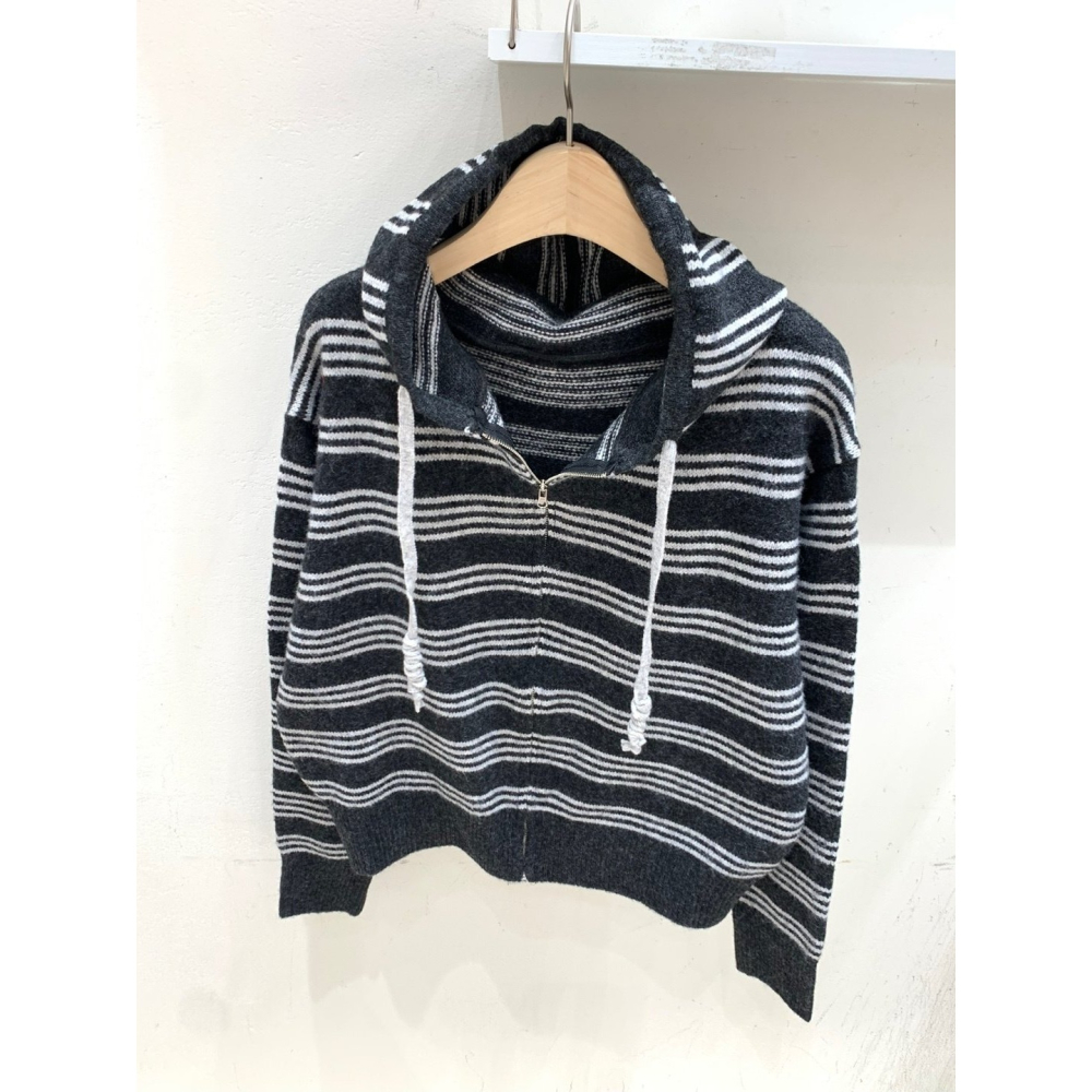 【女神級氣質】羊毛條紋套裝．ᴠɴ｜正韓🇰🇷 - 韓國女裝｜羊毛連帽拉鍊外套＋短褲-細節圖6