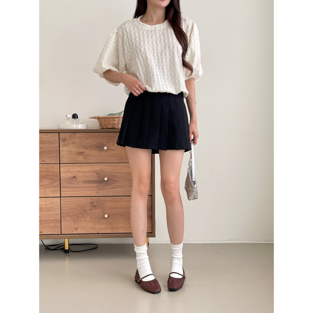 【氣質顯瘦】減齡女神糖果泡芙T．ᴠɴ｜正韓🇰🇷 - 韓國女裝｜立體織紋澎袖上衣-細節圖2