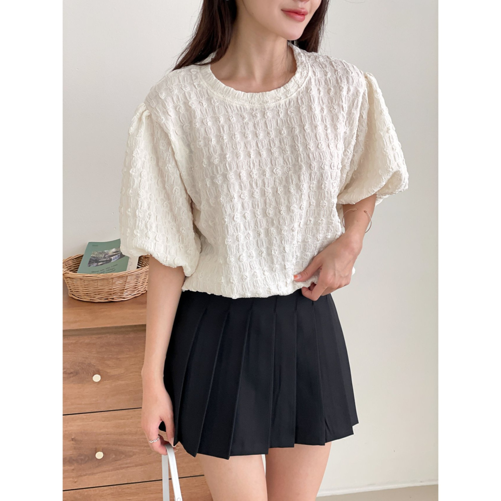 【氣質顯瘦】減齡女神糖果泡芙T．ᴠɴ｜正韓🇰🇷 - 韓國女裝｜立體織紋澎袖上衣-細節圖5