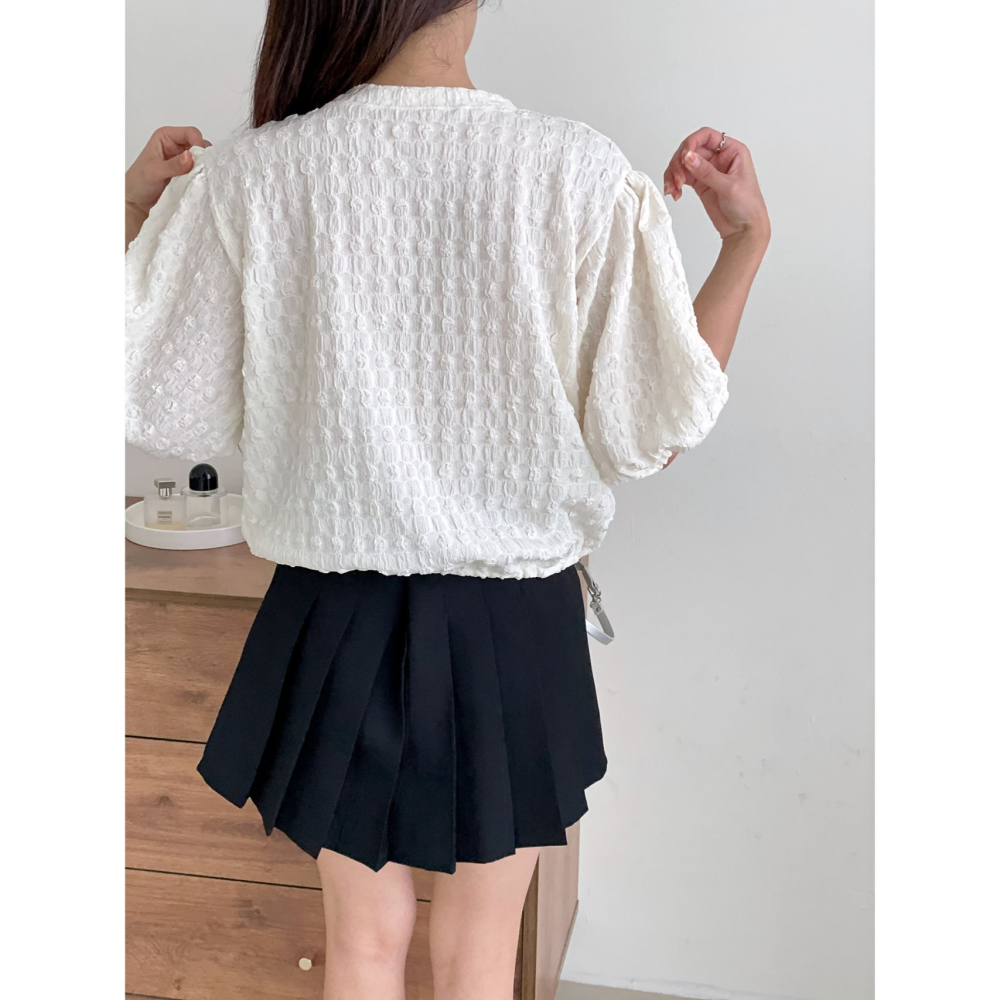 【氣質顯瘦】減齡女神糖果泡芙T．ᴠɴ｜正韓🇰🇷 - 韓國女裝｜立體織紋澎袖上衣-細節圖10