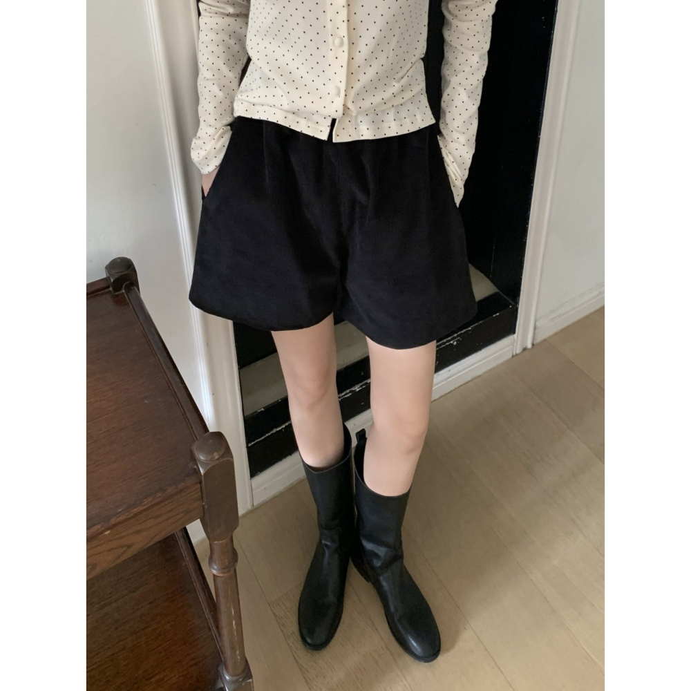 【純棉親膚】𝟱 色 秋日顯瘦女神褲．ᴠɴ｜正韓🇰🇷 - 韓國女裝｜純棉燈芯絨短褲-細節圖3