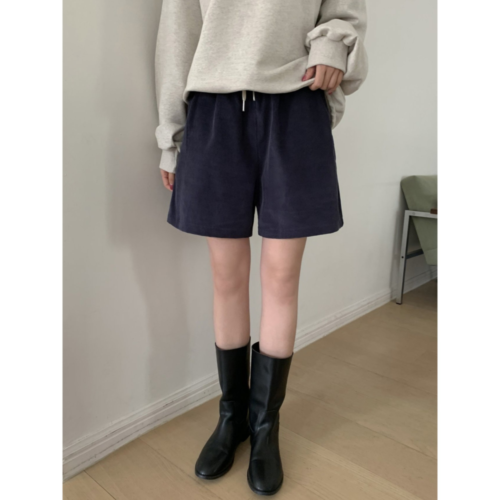 【純棉親膚】𝟱 色 秋日顯瘦女神褲．ᴠɴ｜正韓🇰🇷 - 韓國女裝｜純棉燈芯絨短褲-細節圖7