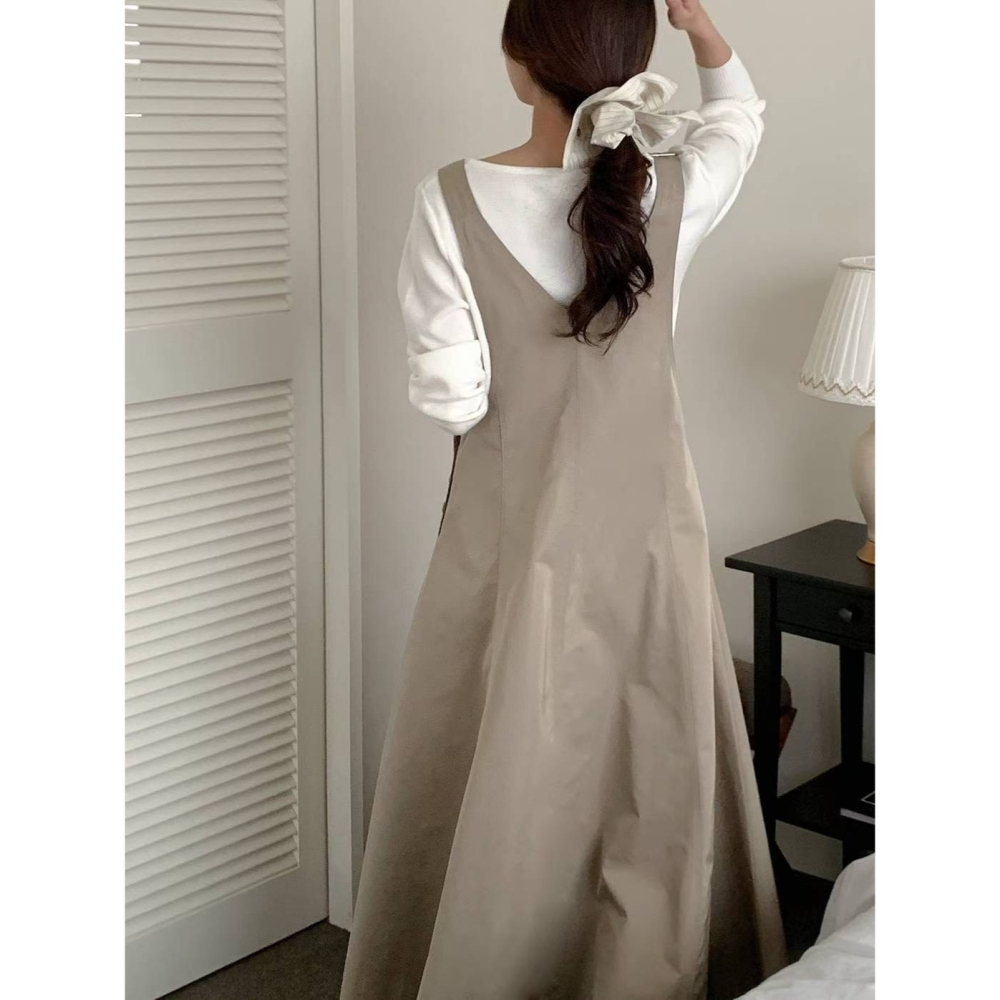 【優雅修身】吊帶長洋裝 韓國洋裝．ᴠɴ｜正韓🇰🇷 - 韓國女裝｜吊帶傘擺長洋裝 韓國洋裝-細節圖4