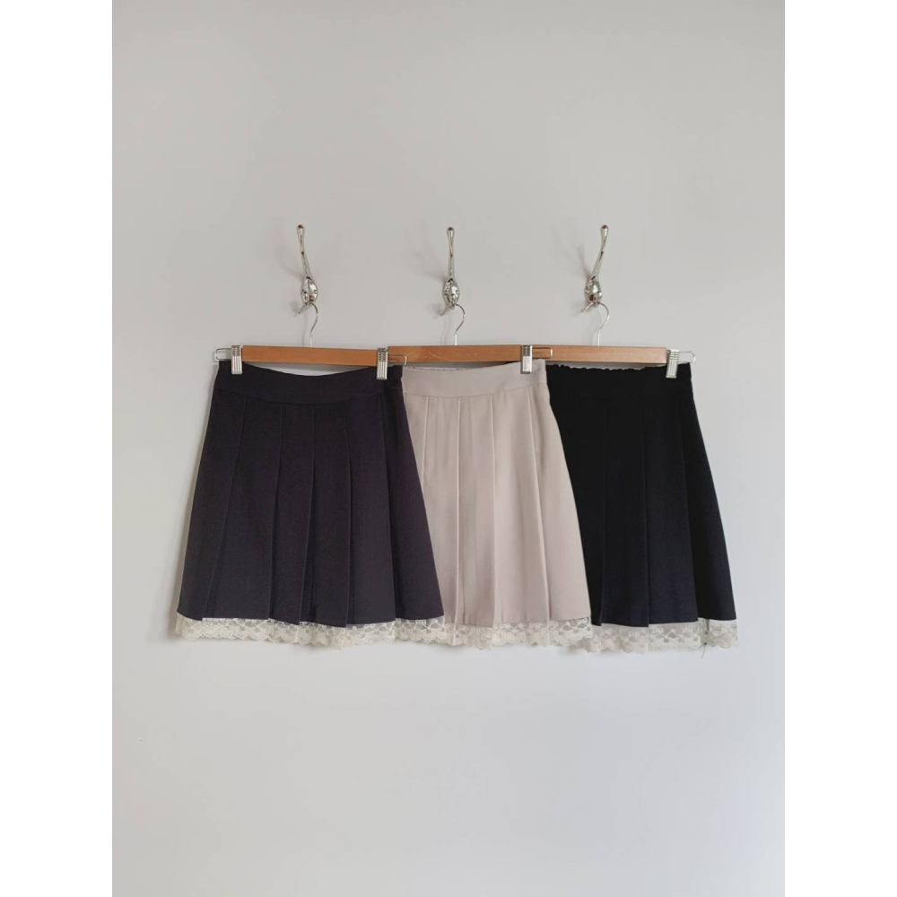 【顯瘦】高腰學院風百褶裙．ᴠɴ｜正韓🇰🇷 - 韓國女裝｜蕾絲拼接百褶短裙-細節圖9