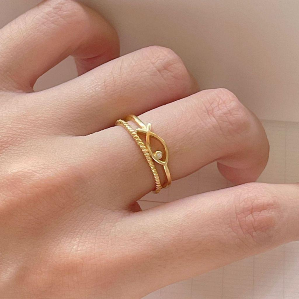 VENUSY | S925純銀鍍18k金｜魚影輕語・開環銀飾-細節圖2