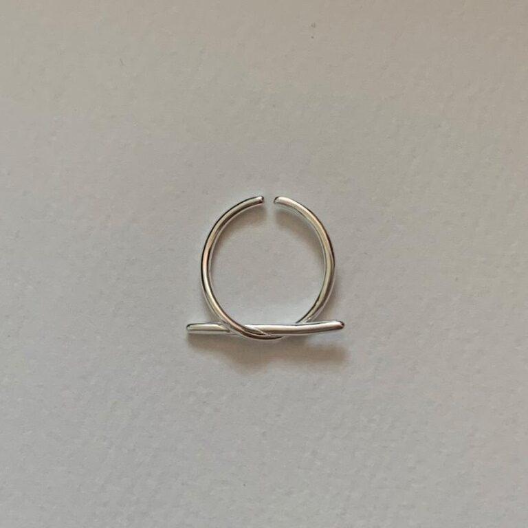 VENUSY | S925純銀｜柔結無聲・銀線開口戒-細節圖8