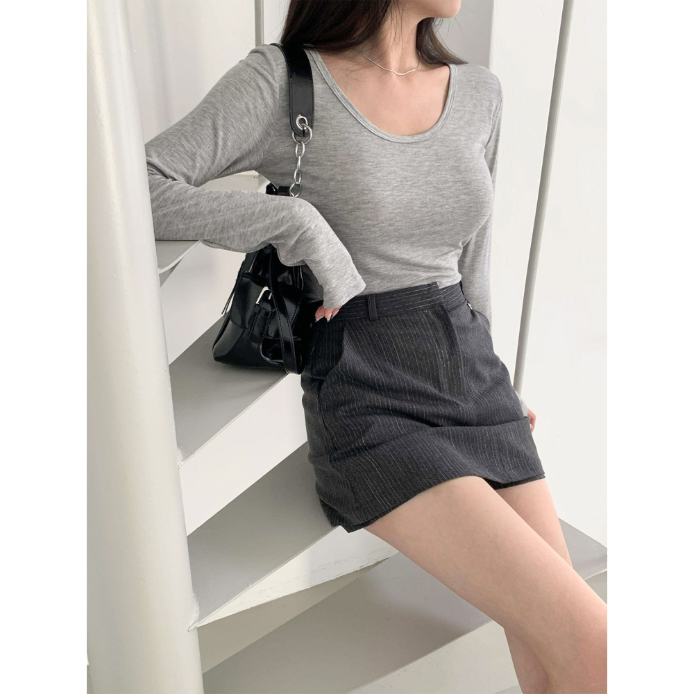 VENUSY｜正韓🇰🇷 - 柔軟修身✓ 韓國女裝｜短版U領長袖T恤 韓國T恤-細節圖2