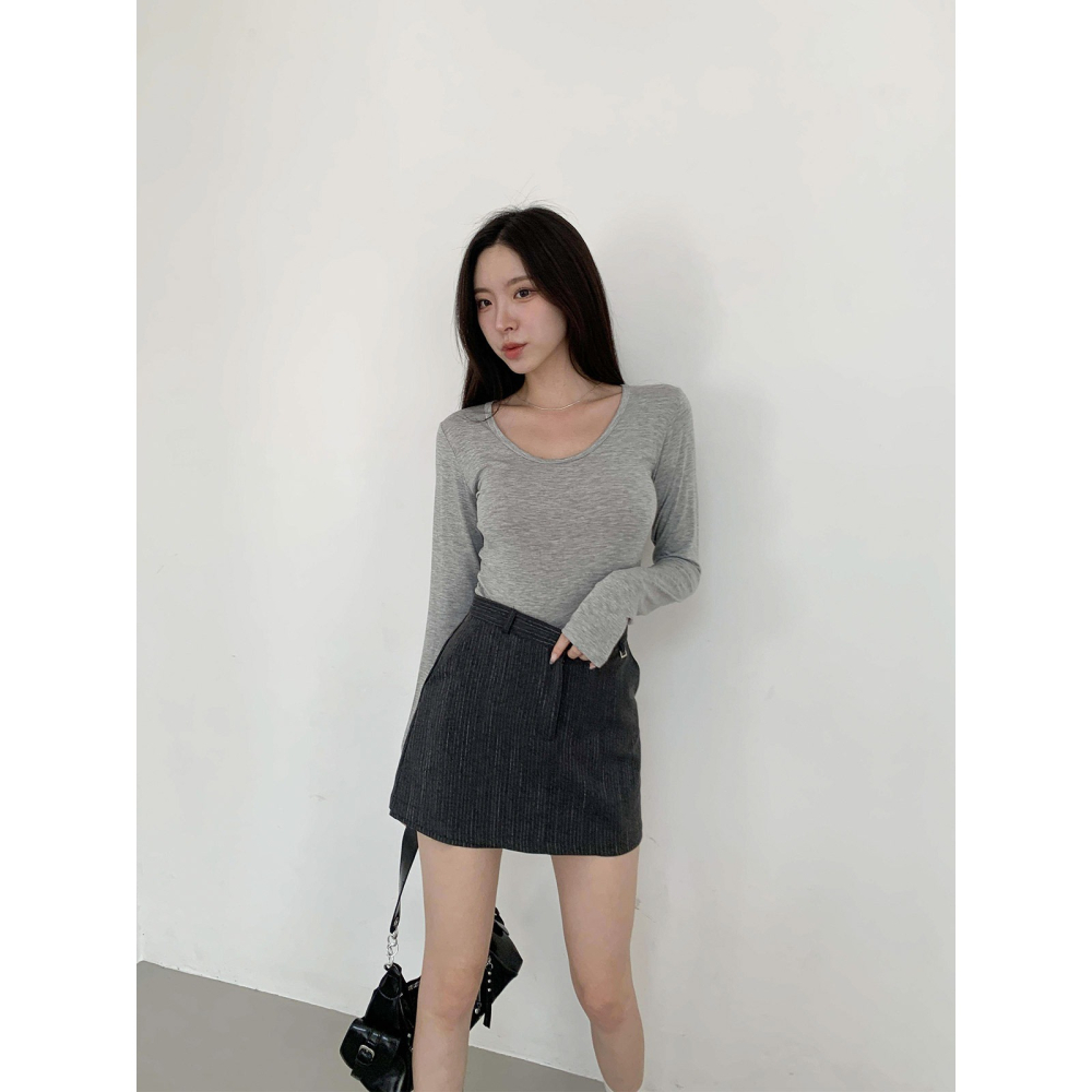 VENUSY｜正韓🇰🇷 - 柔軟修身✓ 韓國女裝｜短版U領長袖T恤 韓國T恤-細節圖8