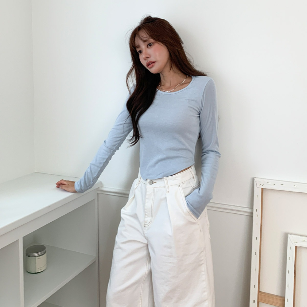 VENUSY｜正韓🇰🇷 - 𝟧 ᴄᴏʟᴏʀꜱ♥︎ 韓國女裝｜圓領修身長袖T恤 韓國T恤-細節圖3