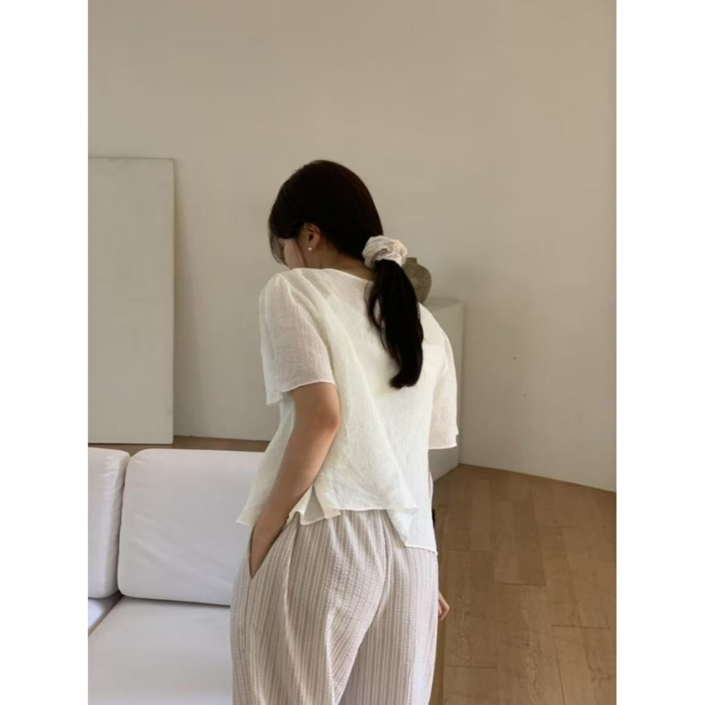 VENUSY｜正韓🇰🇷 - 韓國女裝｜透光泡泡袖短袖襯衫 韓國襯衫-細節圖7