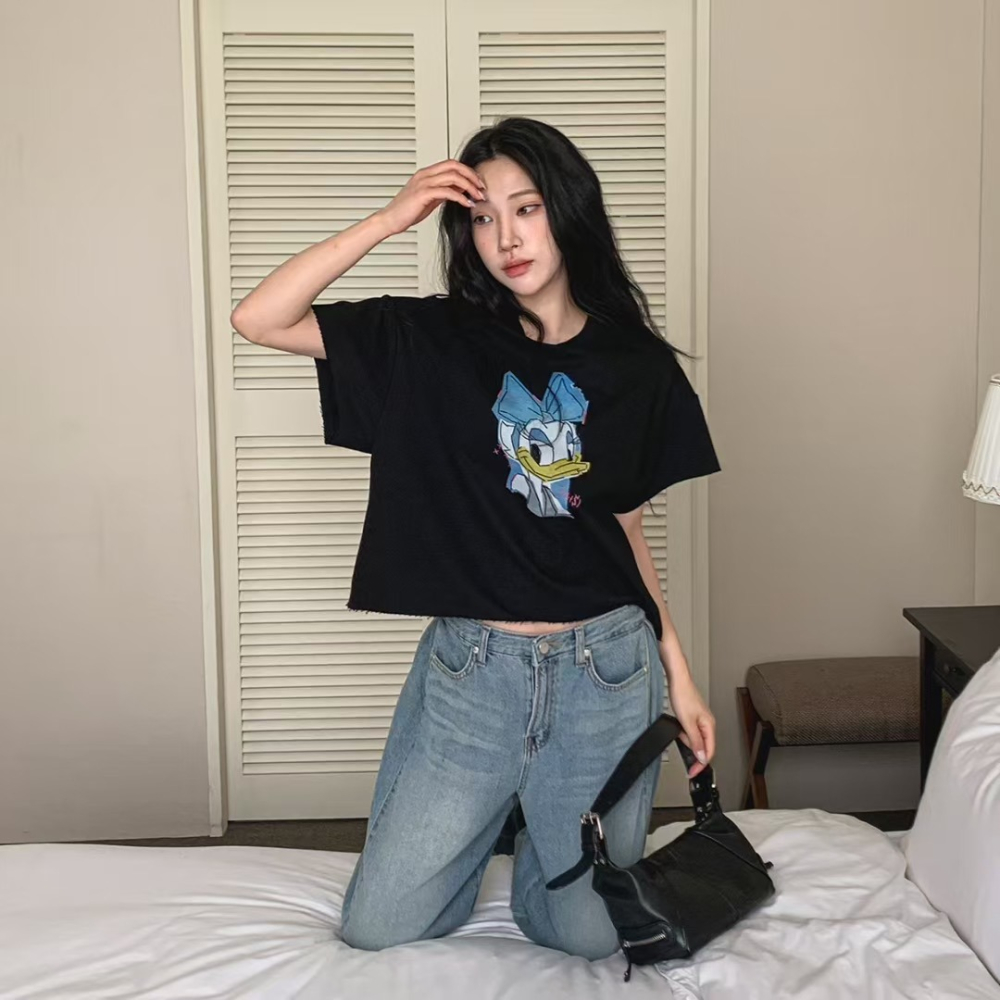 VENUSY｜正韓🇰🇷 - 正版迪士尼✓ 韓國女裝｜短版黛絲鴨T恤 韓國T恤-細節圖2