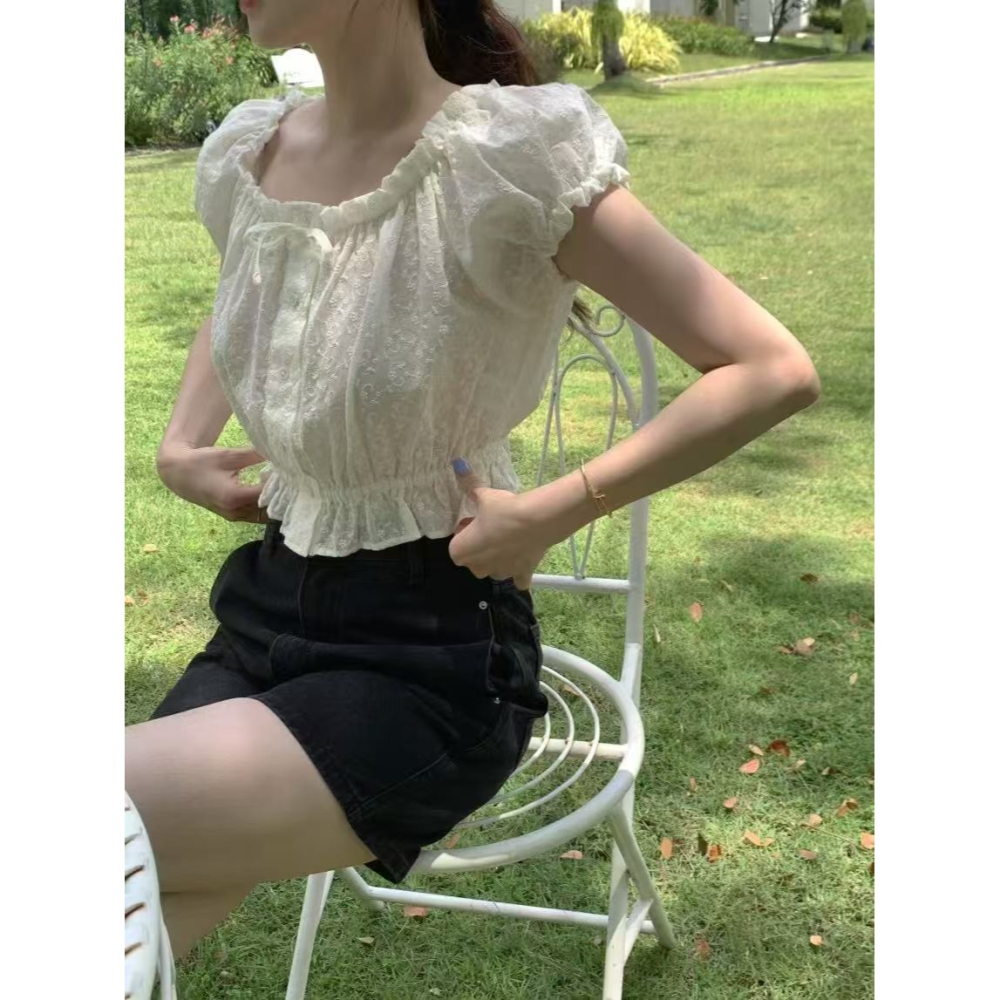 VENUSY｜正韓🇰🇷 - 韓國女裝｜刺繡蝴蝶結短版襯衫 韓國襯衫-細節圖4