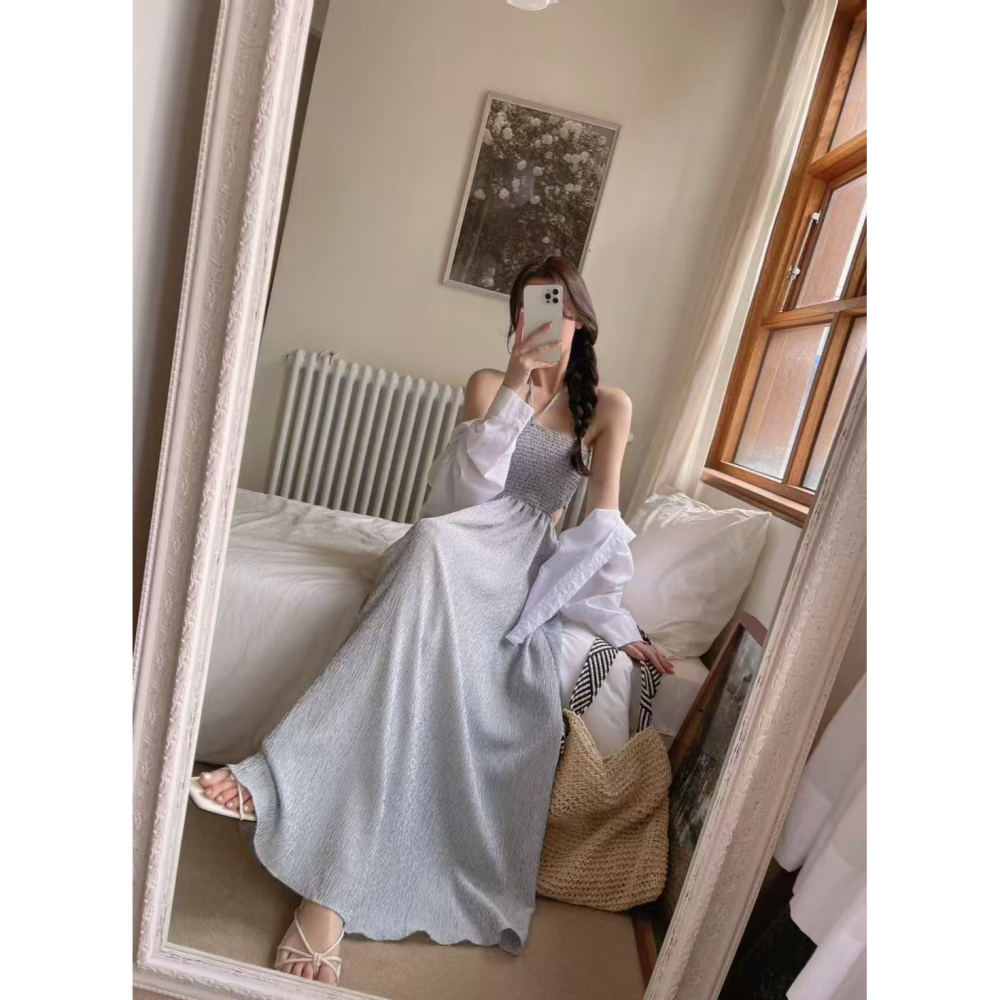 VENUSY｜正韓🇰🇷 - 顯瘦高質感✔ 韓國女裝｜平口鏤空長洋裝 韓國洋裝 掛脖度假洋裝 韓國洋裝-細節圖2