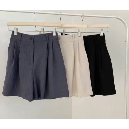 [現貨+預購] VENUSY｜正韓🇰🇷 - 韓國女裝｜褶皺四分短褲 遮腿修身 顯腿長-細節圖6