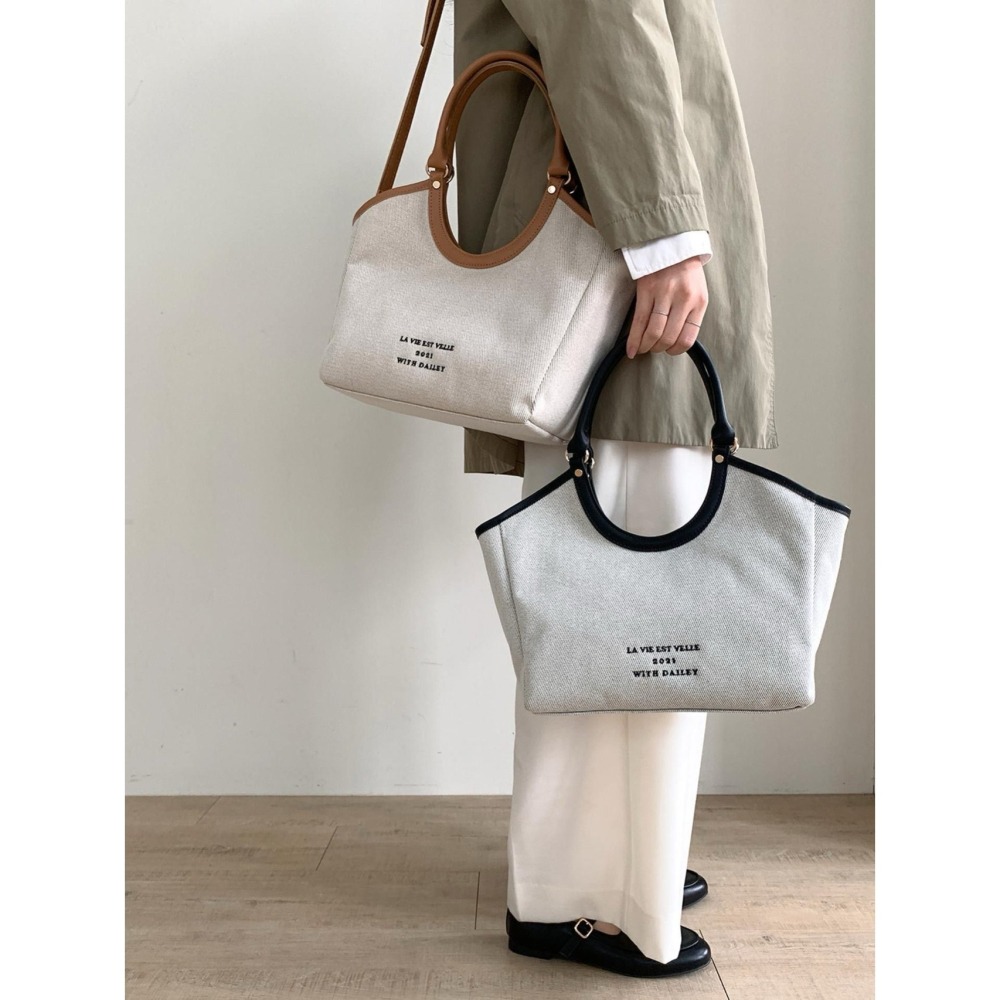 [現貨 24H] VENUSY｜正韓🇰🇷 - 韓國女裝｜刺繡帆布托特包 斜背包-細節圖2