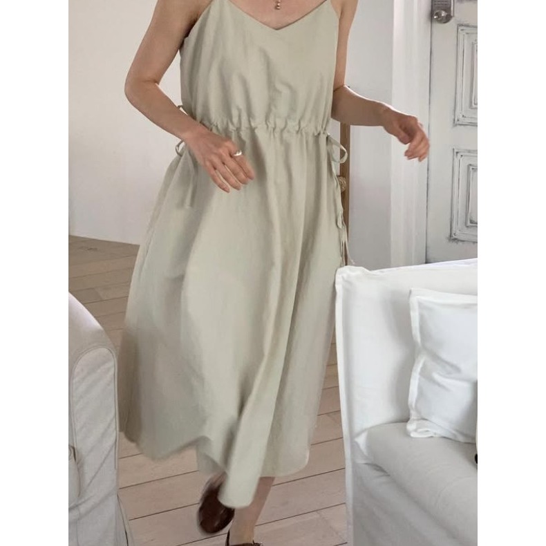 VENUSY｜正韓🇰🇷 - 孕媽咪超推版型☻ 韓國女裝｜細肩V領修身長洋裝 韓國洋裝 美孕婦必備-細節圖2