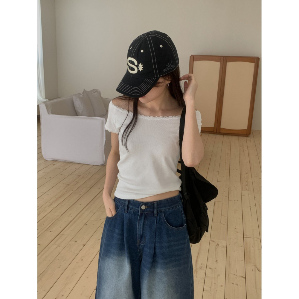 VENUSY｜正韓🇰🇷 - 韓國女裝｜蕾絲船領修身T恤 韓國T恤-細節圖6