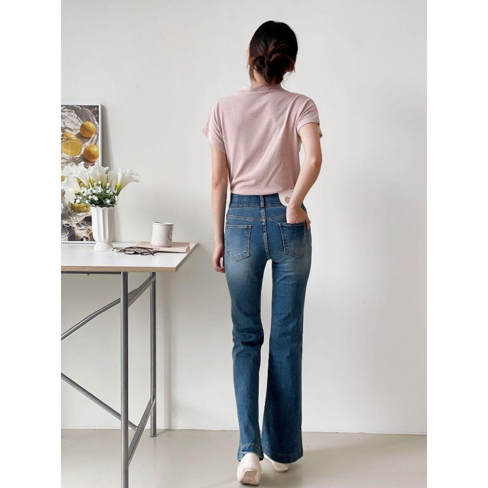 【極顯瘦微喇褲】VENUSY｜正韓🇰🇷 - 韓國東大門空運直送台灣｜雙扣高腰彈性喇叭褲牛仔褲-細節圖5