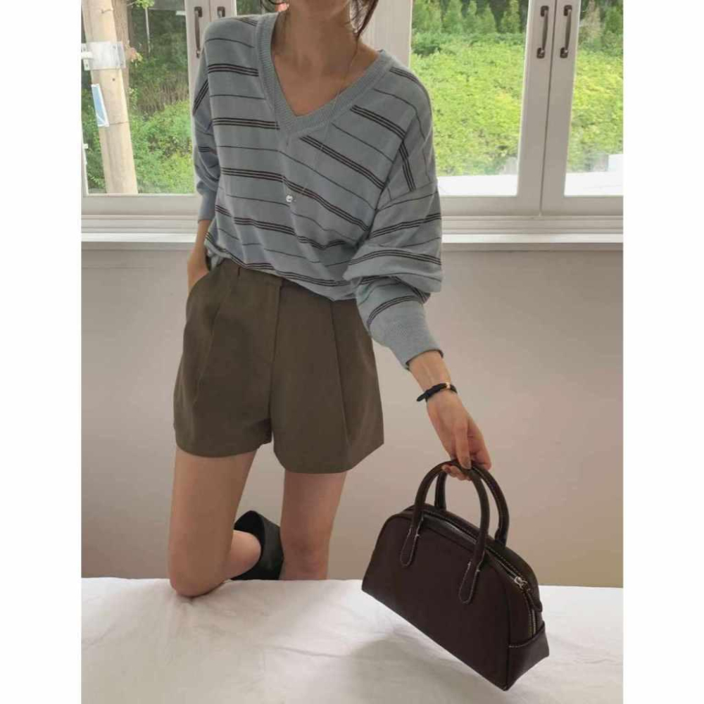 【高腰顯瘦】VENUSY｜正韓🇰🇷 - 韓國東大門空運直送台灣｜燈芯絨高腰A字短褲-細節圖4