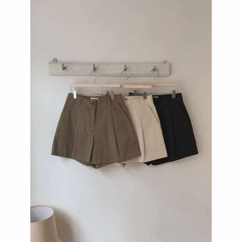 【高腰顯瘦】VENUSY｜正韓🇰🇷 - 韓國東大門空運直送台灣｜燈芯絨高腰A字短褲-細節圖8