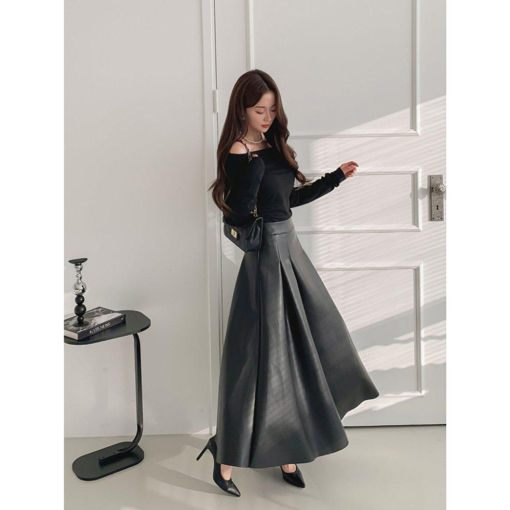 【顯瘦A字】VENUSY｜正韓🇰🇷 - 韓國東大門空運直送台灣｜赫本皮革長款傘裙-細節圖2