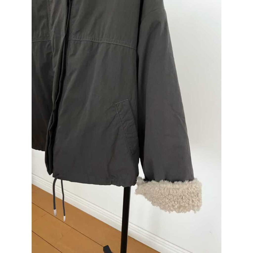 【保暖羊羔毛】VENUSY｜正韓🇰🇷 - 韓國東大門空運直送台灣｜麻糬羊毛撞色絨領外套-細節圖7