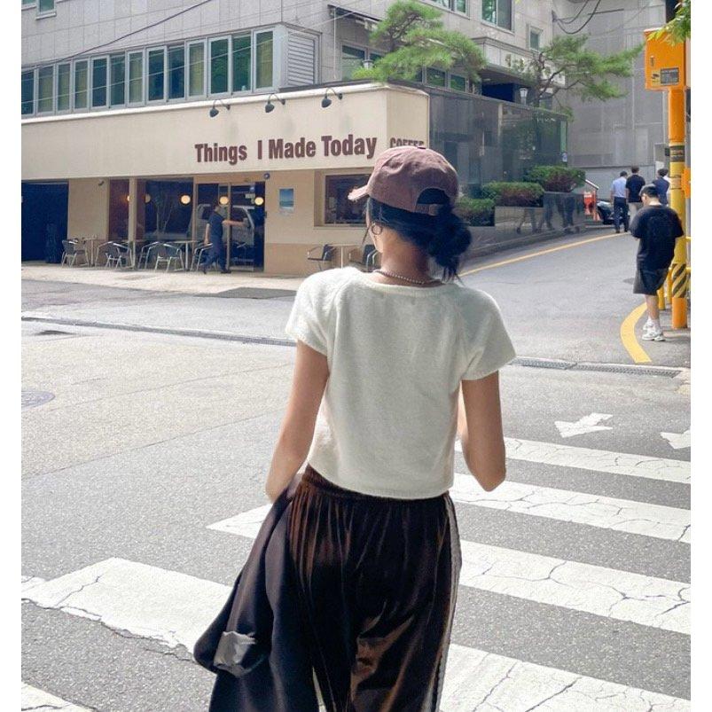 【羊毛絨親膚】VENUSY｜正韓🇰🇷 - 韓國東大門空運直送台灣｜柔軟短袖羊毛針織衫-細節圖8