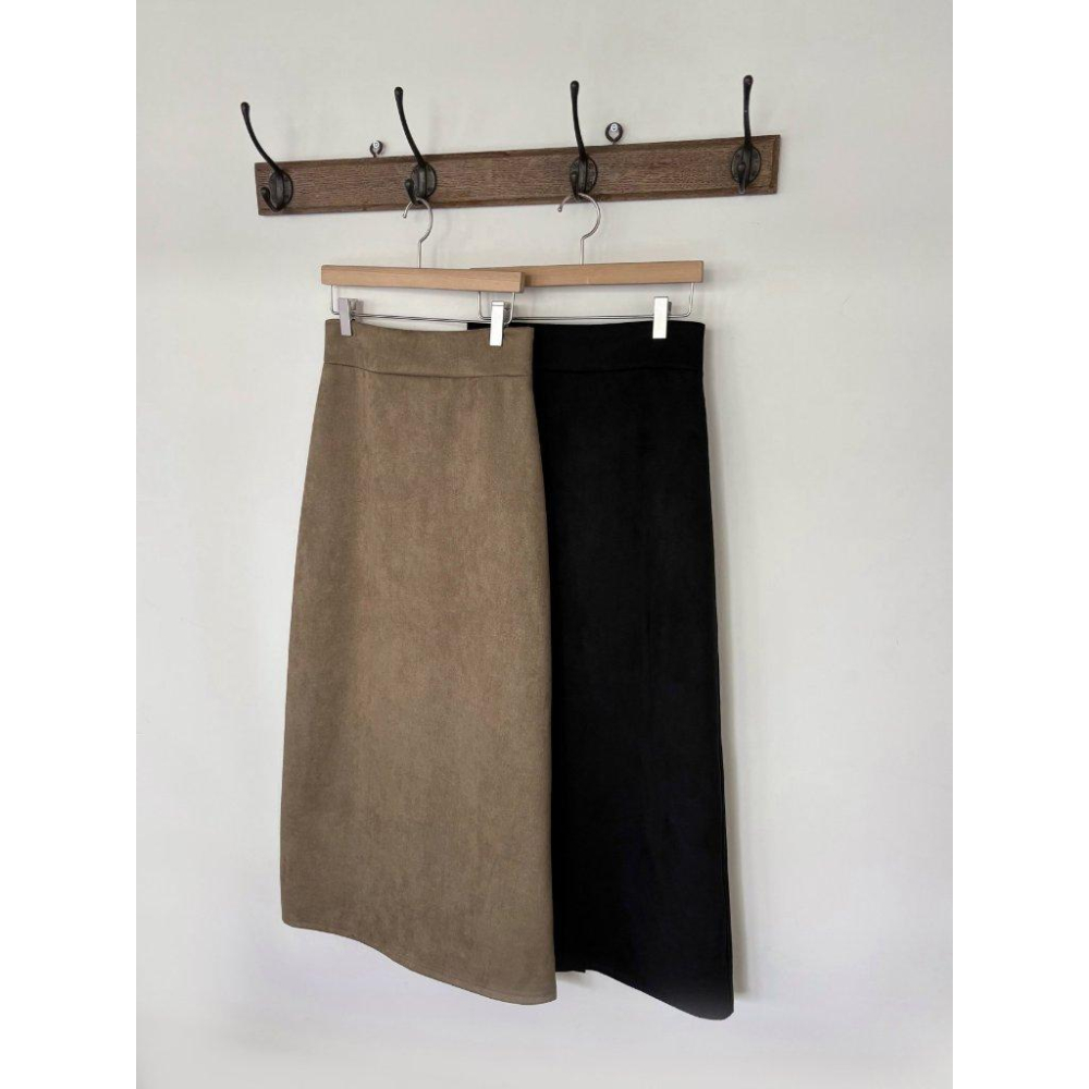 【高腰顯瘦】VENUSY｜正韓🇰🇷 - 韓國東大門空運直送台灣｜A字直筒麂皮長裙-細節圖9