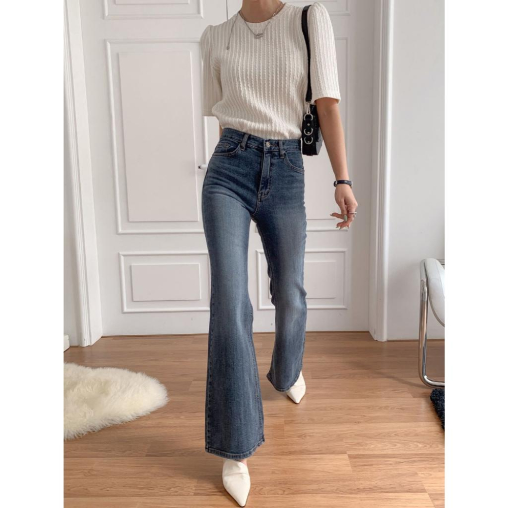 【微喇顯瘦提臀】VENUSY｜正韓🇰🇷 - 韓國東大門空運直送台灣｜貓毛刷彈力喇叭牛仔褲-細節圖5