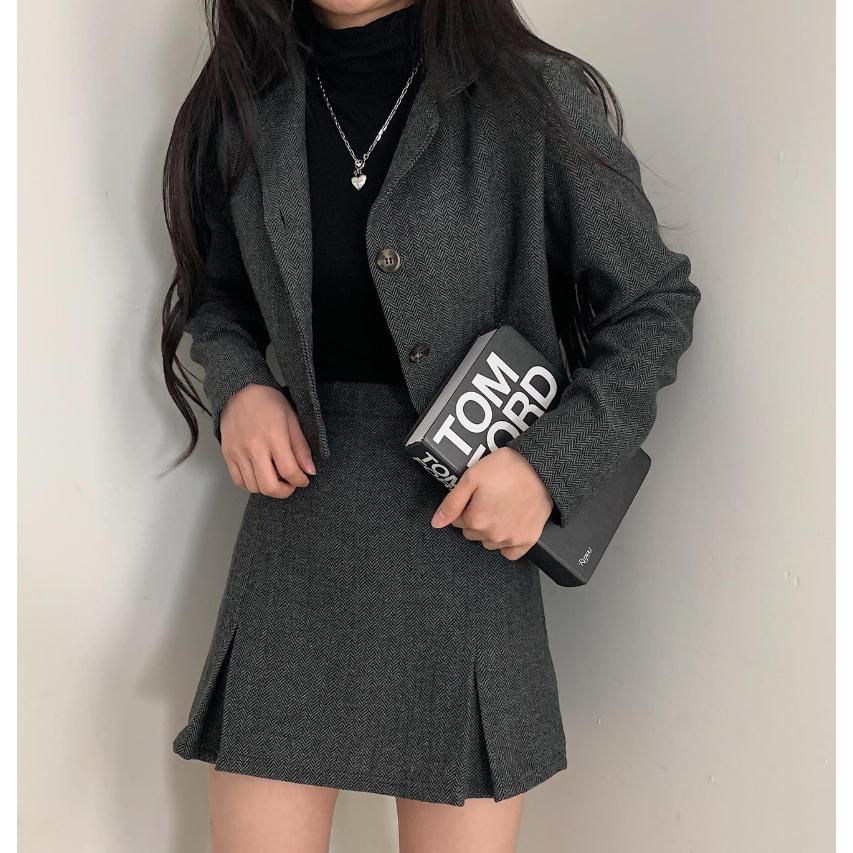 【韓系氣質】VENUSY｜正韓🇰🇷 - 韓國東大門空運直送台灣｜小香風短版外套＋開衩短裙 (套裝)-細節圖6