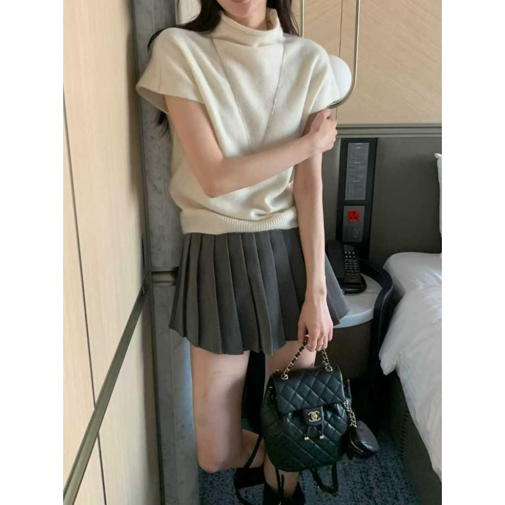 【柔軟顯瘦・冬日首選】VENUSY｜正韓🇰🇷 - 韓國東大門空運直送台灣｜半高領短袖針織衫 毛衣 上衣-細節圖4