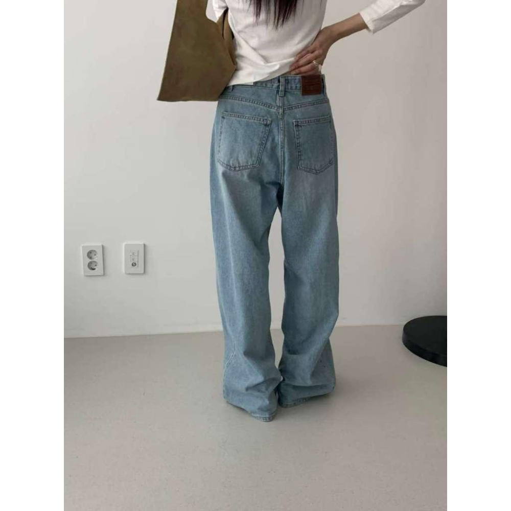 【100%棉】VENUSY｜正韓🇰🇷 - 韓國東大門空運直送台灣｜寬鬆淺藍色牛仔褲-細節圖5