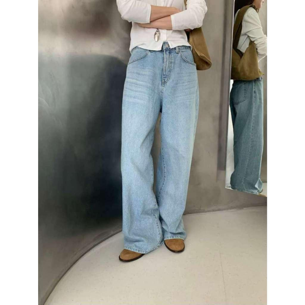 【100%棉】VENUSY｜正韓🇰🇷 - 韓國東大門空運直送台灣｜寬鬆淺藍色牛仔褲-細節圖9