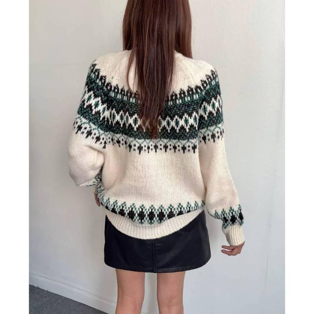 【北歐復古提花】VENUSY｜正韓🇰🇷 - 韓國東大門空運直送台灣｜花卉寬鬆圓領針織衫-細節圖4