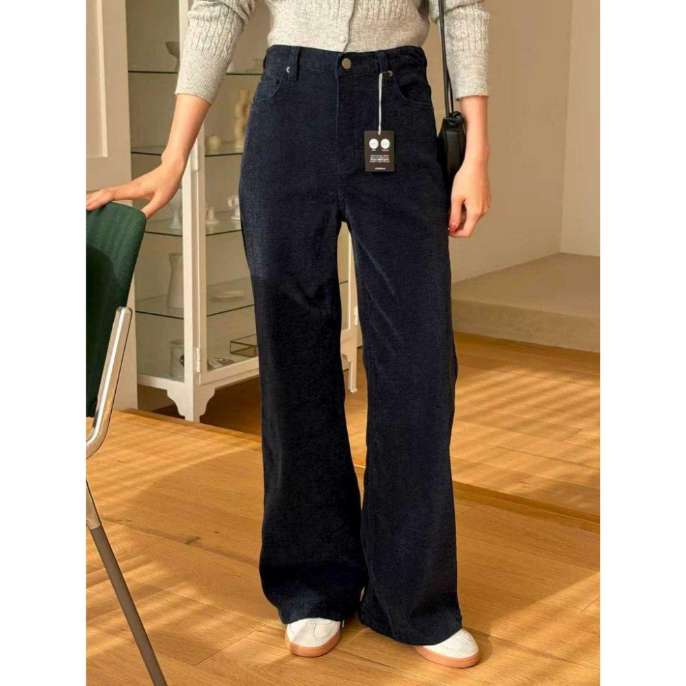 【冬季高級氛圍感】VENUSY｜正韓🇰🇷 - 韓國東大門空運直送台灣｜貂絨闊腿微喇長褲-細節圖5