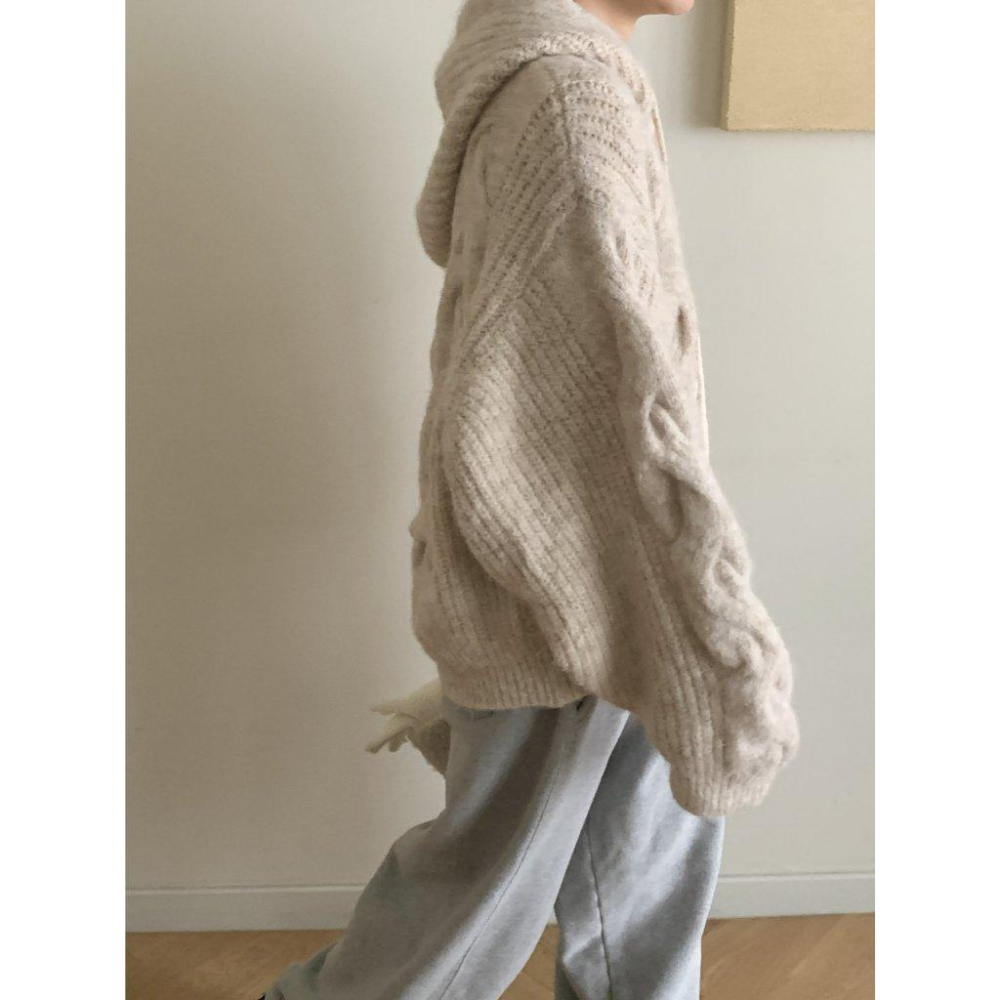 【寬鬆慵懶氛圍感】VENUSY｜正韓🇰🇷 - 韓國東大門空運直送台灣｜粗花連帽羊毛針織外套-細節圖3