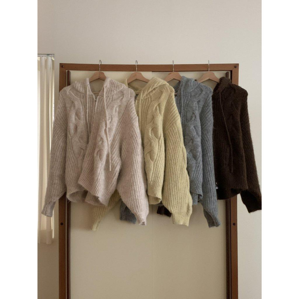 【寬鬆慵懶氛圍感】VENUSY｜正韓🇰🇷 - 韓國東大門空運直送台灣｜粗花連帽羊毛針織外套-細節圖6