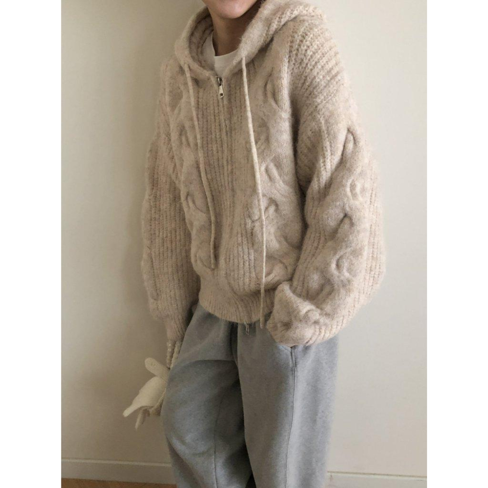 【寬鬆慵懶氛圍感】VENUSY｜正韓🇰🇷 - 韓國東大門空運直送台灣｜粗花連帽羊毛針織外套-細節圖8