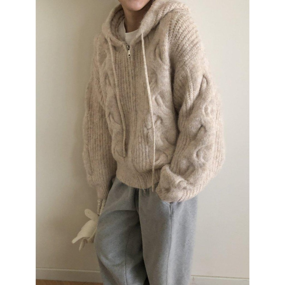 【寬鬆慵懶氛圍感】VENUSY｜正韓🇰🇷 - 韓國東大門空運直送台灣｜粗花連帽羊毛針織外套-細節圖8