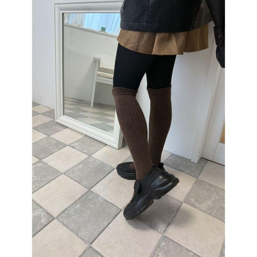 【怕冷女孩必收-暖羊毛】VENUSY｜正韓🇰🇷 - 韓國東大門空運直送台灣｜羊毛及膝襪 長襪-細節圖4