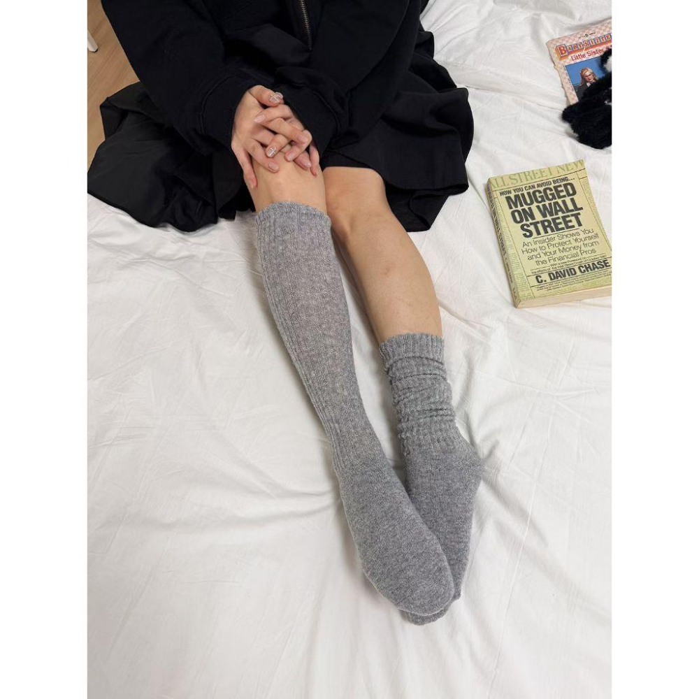 【怕冷女孩必收-暖羊毛】VENUSY｜正韓🇰🇷 - 韓國東大門空運直送台灣｜羊毛及膝襪 長襪-細節圖9