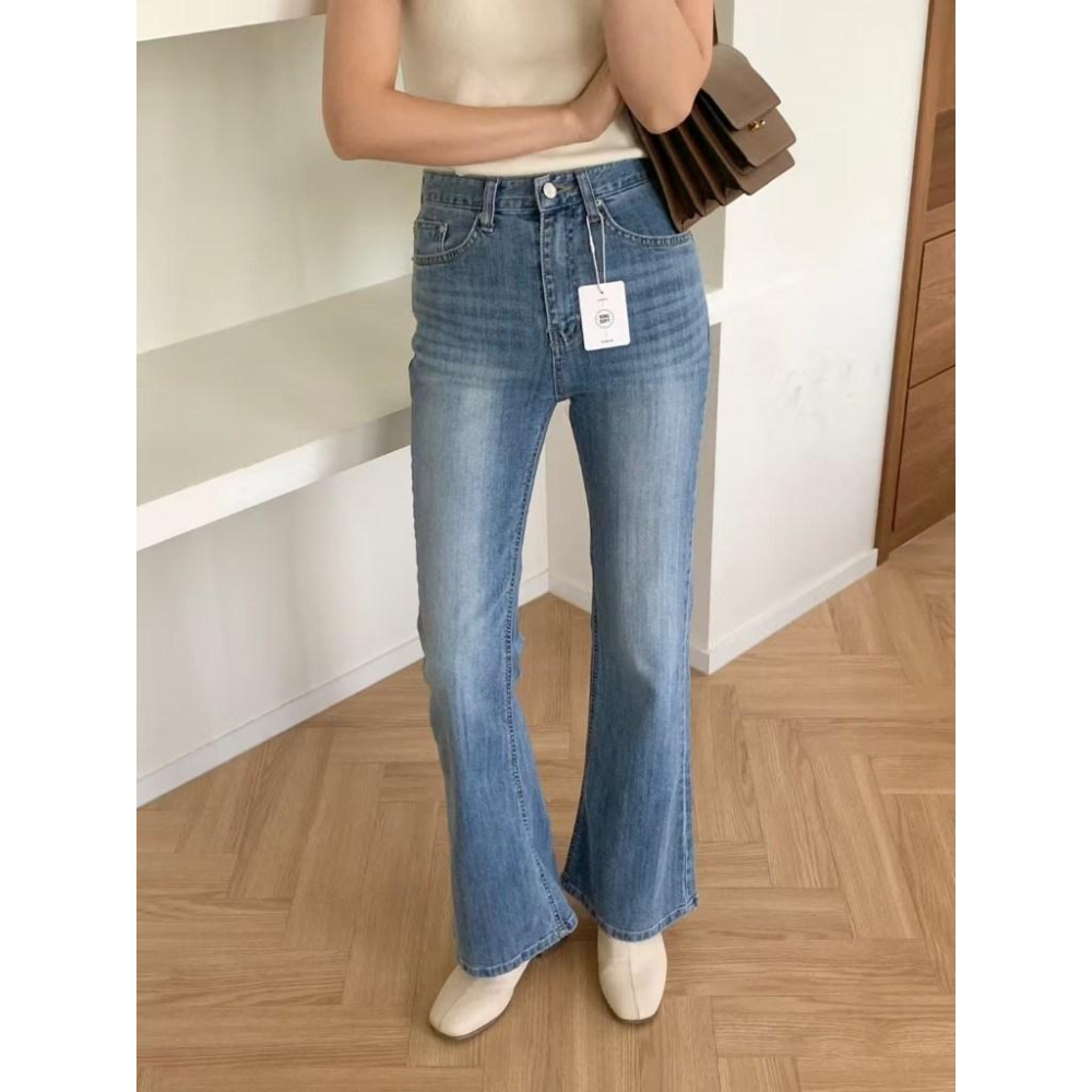 【顯瘦提臀大長腿】VENUSY｜正韓🇰🇷 - 韓國東大門空運直送台灣｜微彈喇叭牛仔褲-細節圖7