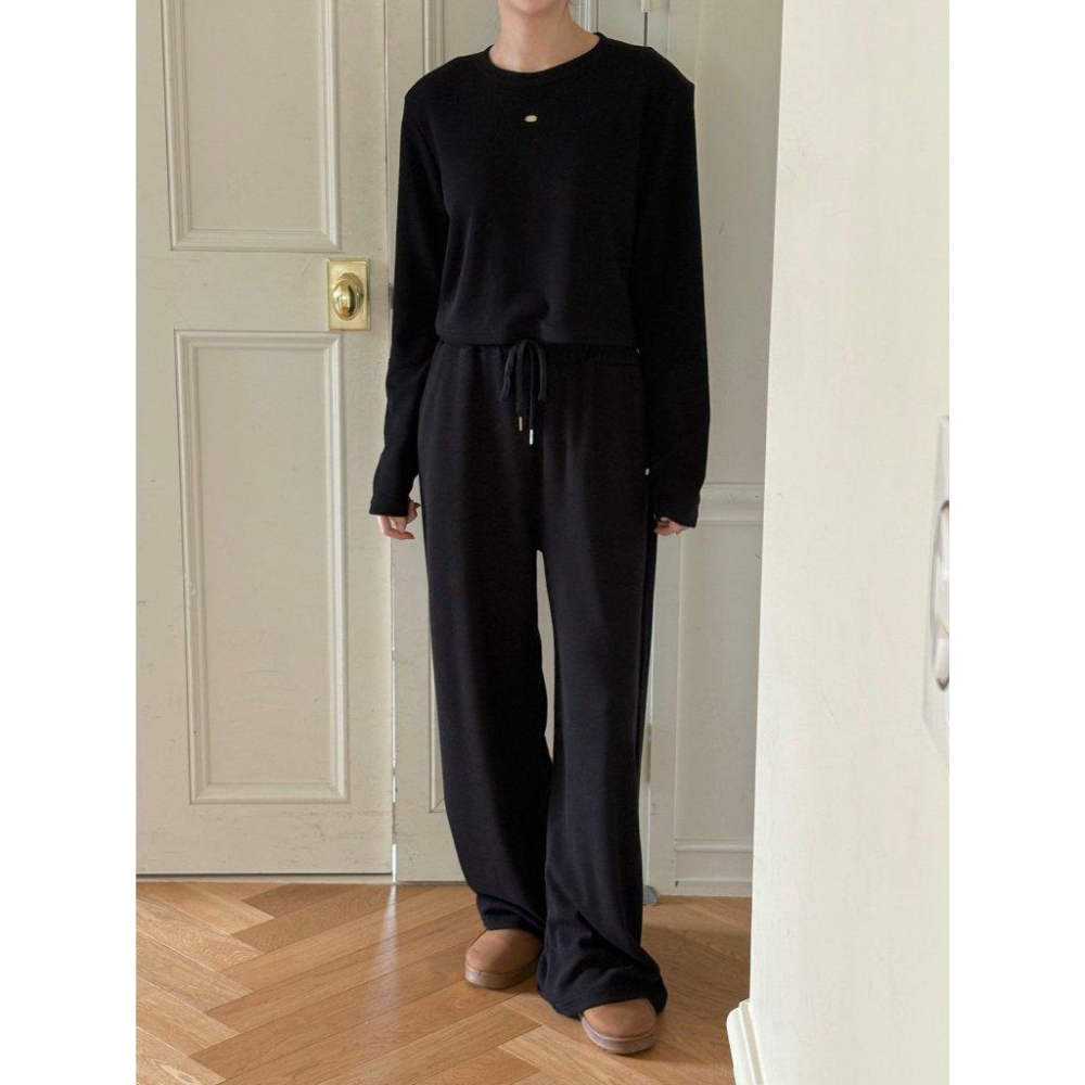 【舒適奶油風】VENUSY｜正韓🇰🇷 - 韓國東大門空運直送台灣｜柔軟羅紋長袖套裝-細節圖4