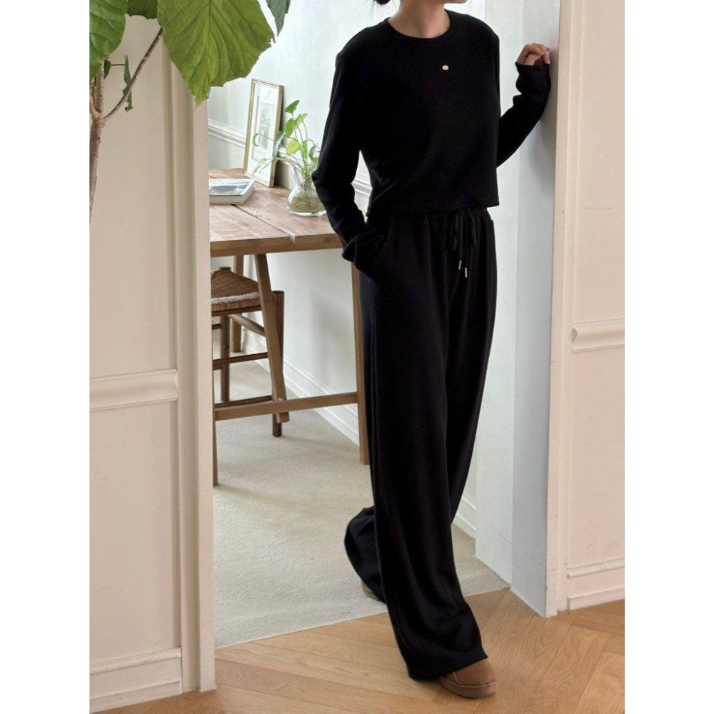 【舒適奶油風】VENUSY｜正韓🇰🇷 - 韓國東大門空運直送台灣｜柔軟羅紋長袖套裝-細節圖8