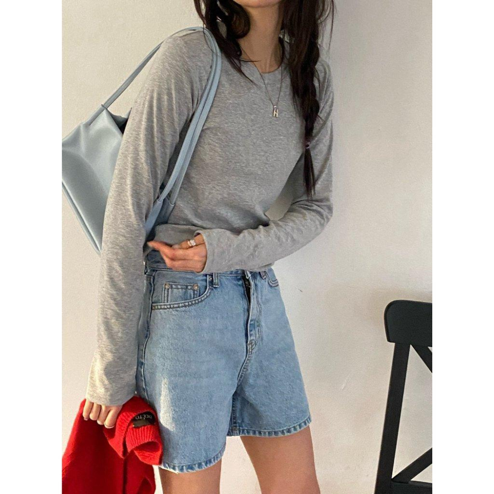 [柔軟彈性] VENUSY｜正韓🇰🇷 - 韓國東大門空運直送台灣｜素色長袖T恤 疊搭-細節圖7