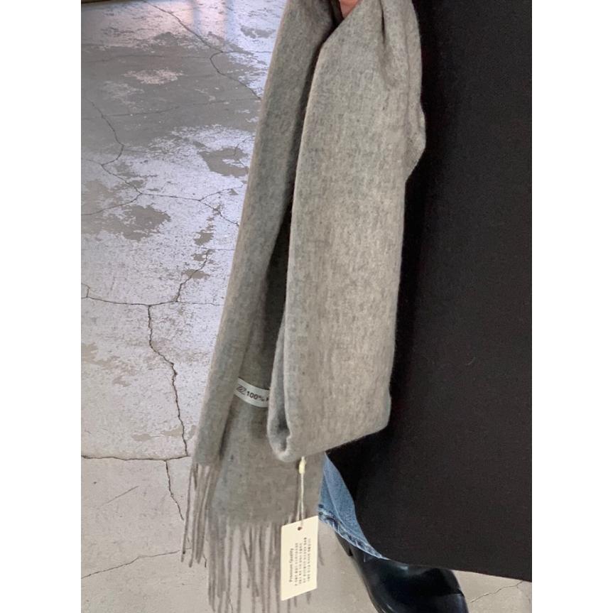 【100%羊毛不刺膚】VENUSY｜正韓🇰🇷 - 韓國東大門空運直送台灣｜高級羊毛素色圍巾-細節圖3