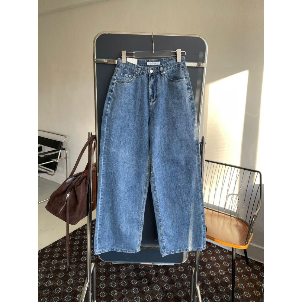 【穿上就不想換♥︎】VENUSY｜正韓🇰🇷 - 韓國東大門空運直送台灣｜日常感半寬鬆直筒牛仔褲-細節圖9